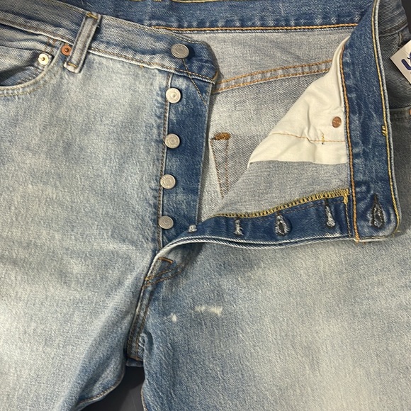 Men’s denim shorts - Picture 5 of 8